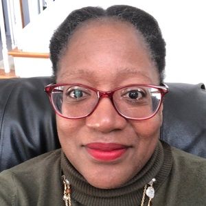 Meet your Posher, Roslyn